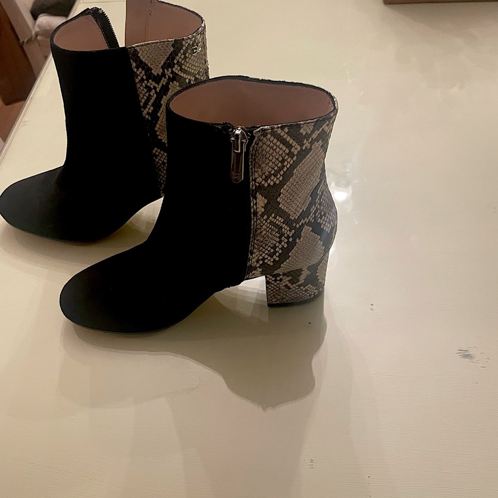 San Edelman boots size 7 in almost new condition